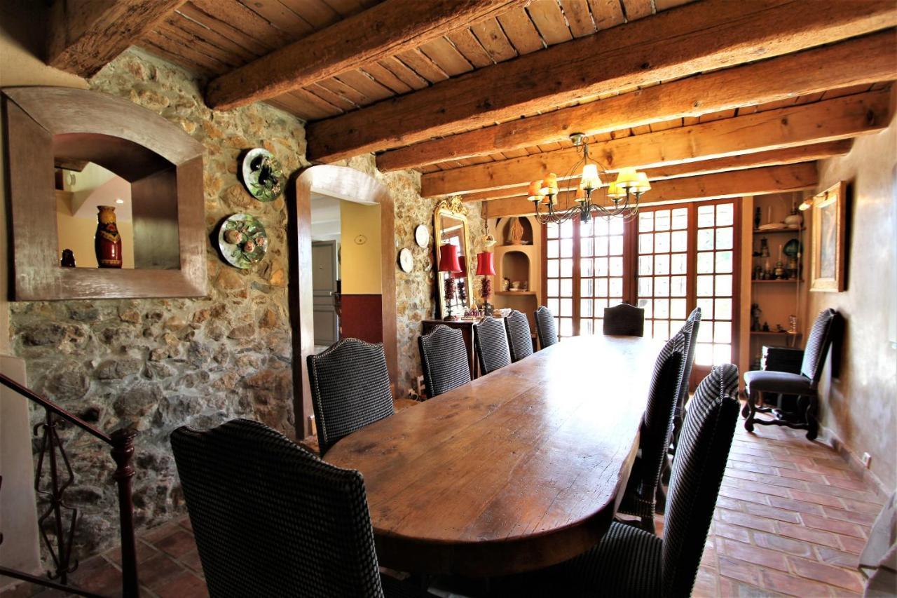 Bastide La Marraine Villa Ле Кастеле Екстериор снимка